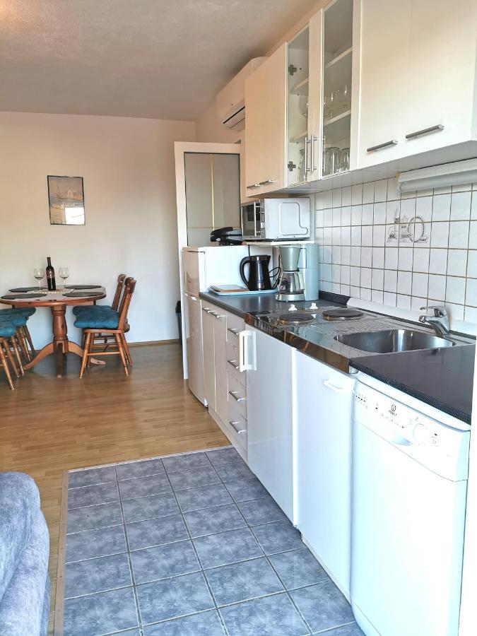 Apartmani Gabi Cesarica Exterior photo