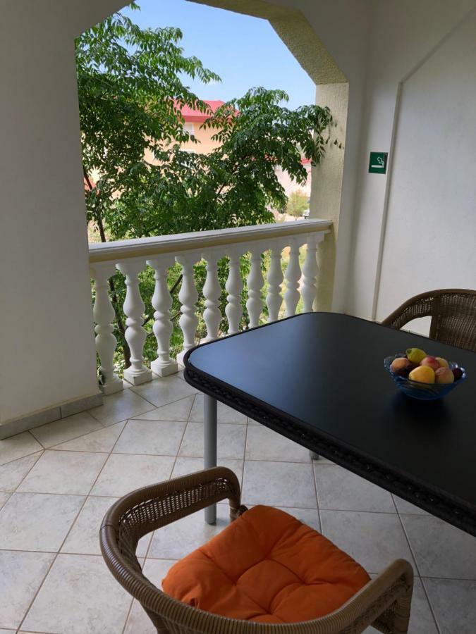 Apartmani Gabi Cesarica Exterior photo