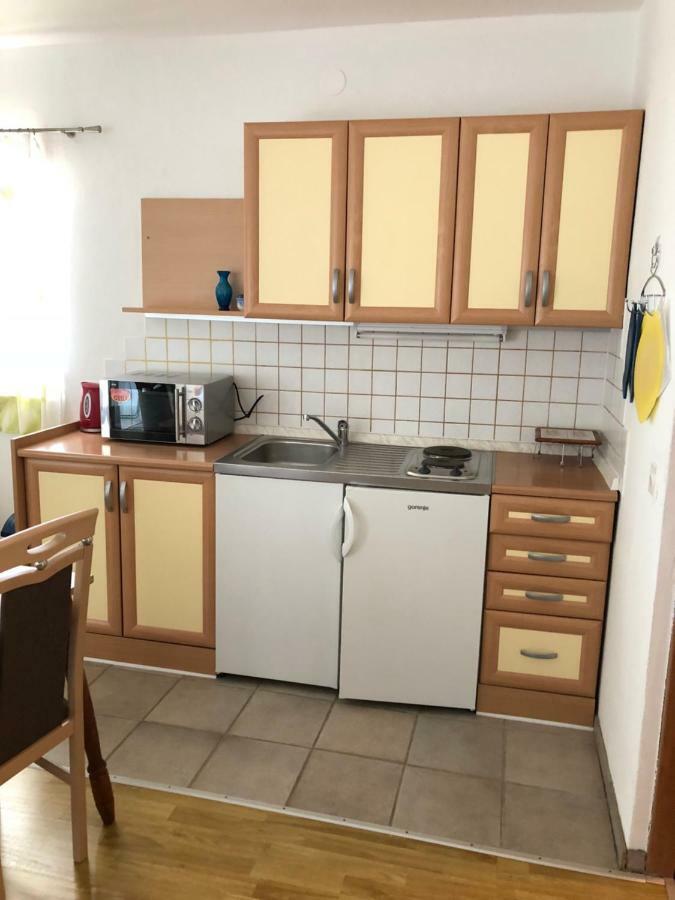 Apartmani Gabi Cesarica Exterior photo